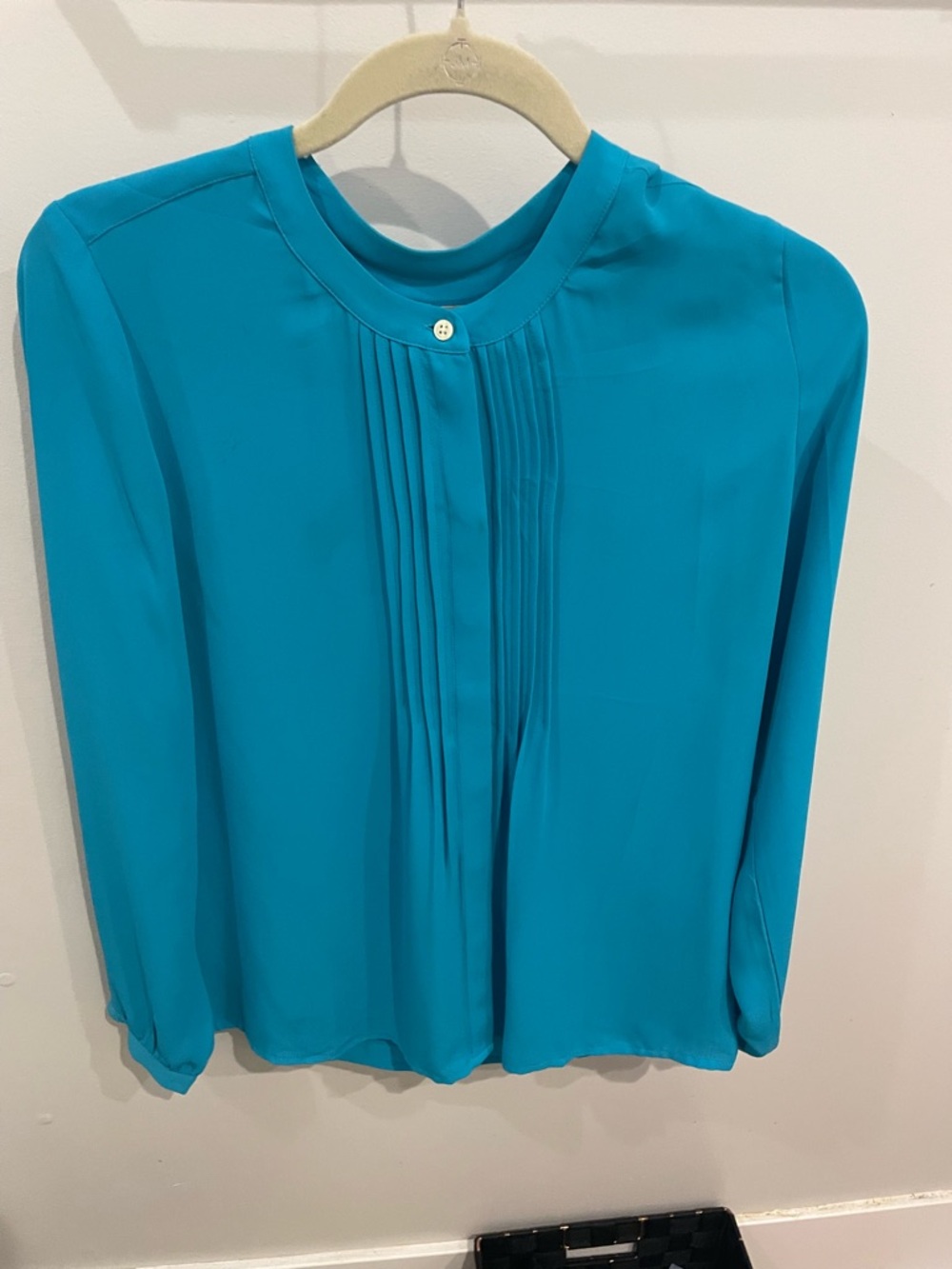 Banana Republic Turquoise Pintuck Front Blouse